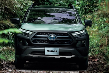 特別仕様車 Adventure “OFFROAD package Ⅱ”(ハイブリッド車)