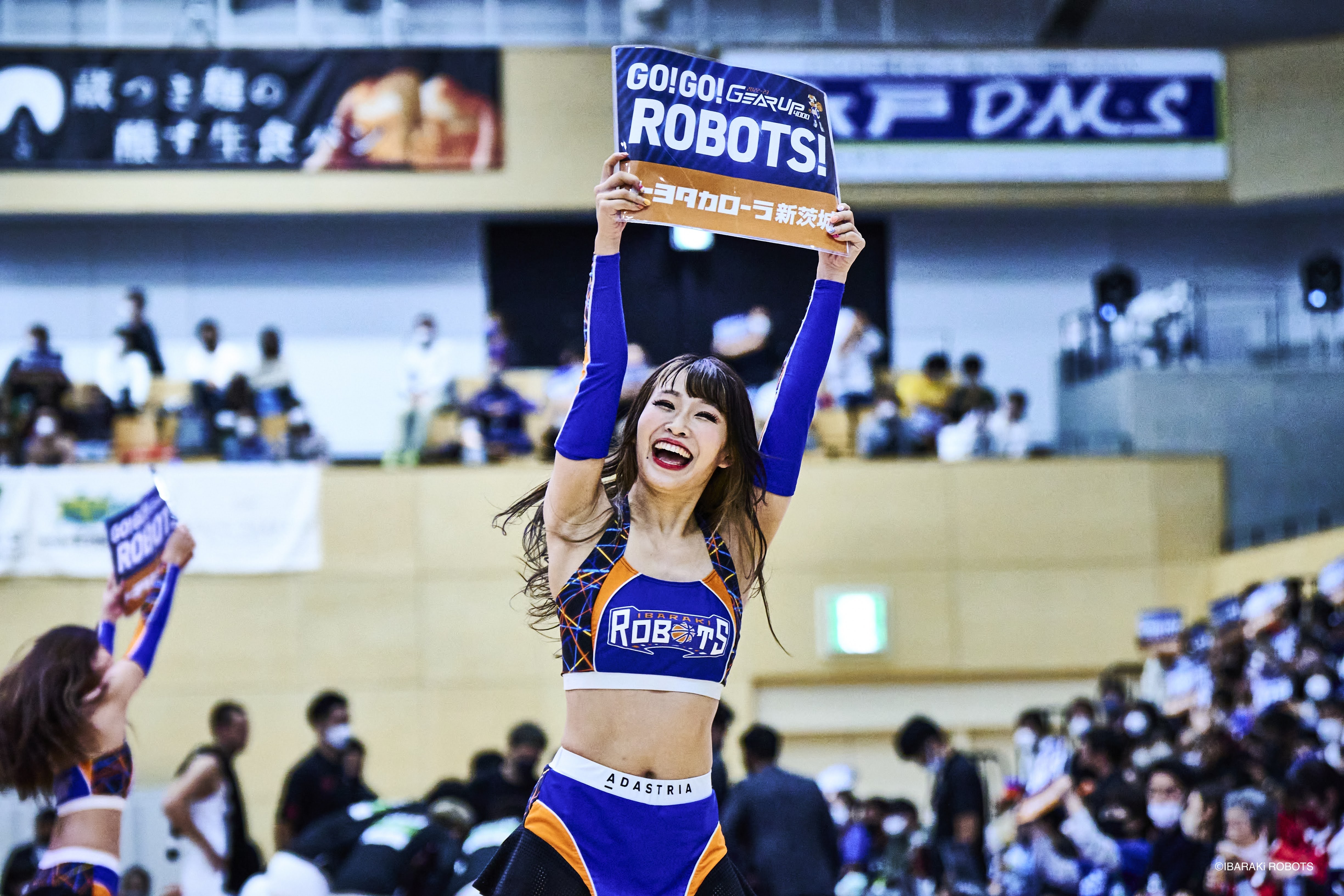 ROBOTS8