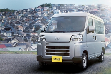 デラックス(2WD CVT)