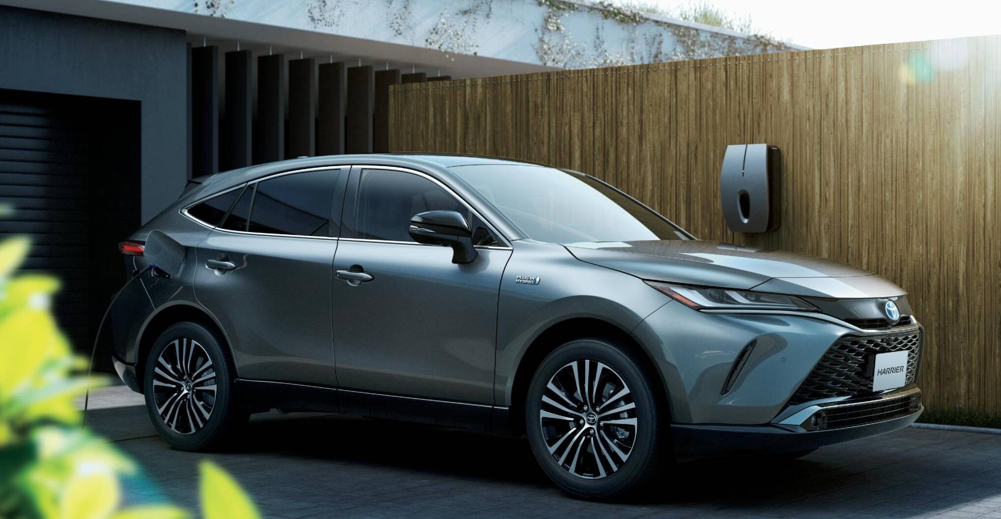 レクサス 2025年】トヨタディーラーがおすすめする人気のトヨタSUV・5選