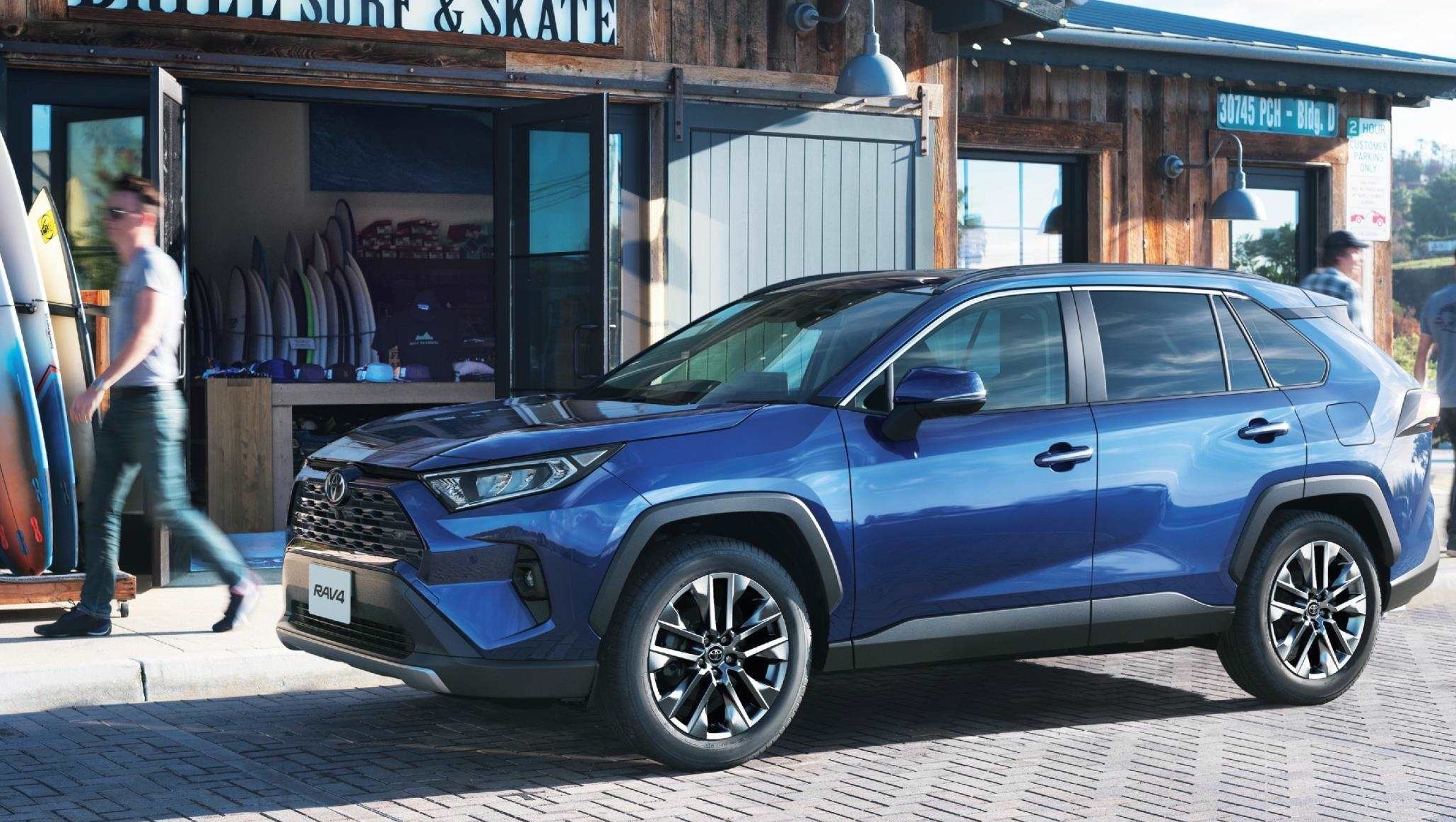 トヨタ車ヴォクシーやノアにピッタリです。新型車やその前の型に