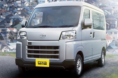 デラックス（CVT・2WD）