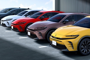SPORT Z（2.5Lハイブリッド車）