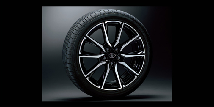215/45R18タイヤ（ブリヂストンPOTENZA RE050A）＆7J専用アルミホイール（エンケイ製ブラック塗装＋切削光輝＆リム段差仕様）＋専用センターオーナメント